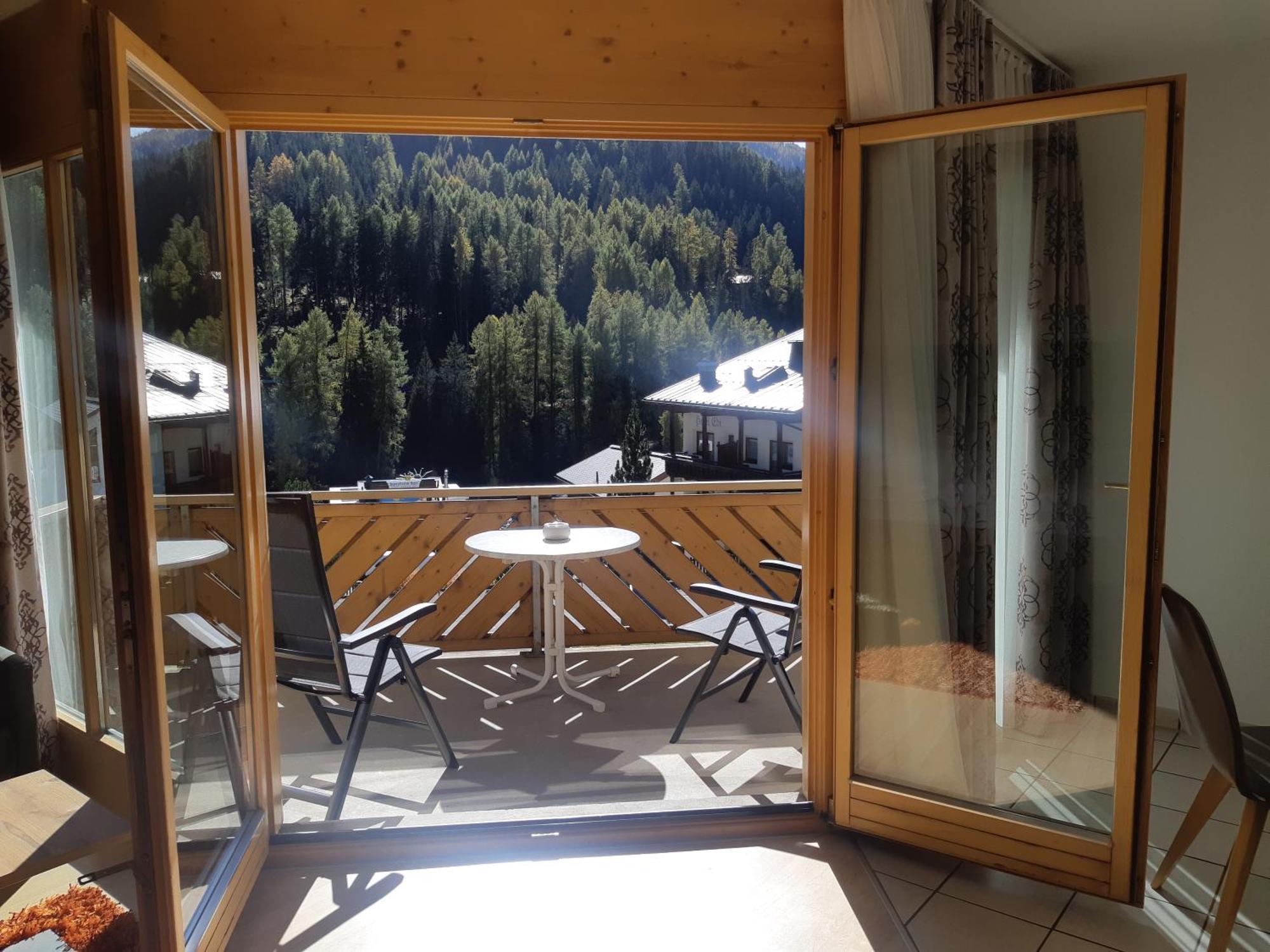 Appartements Garni Alpin Live Samnaun Chambre photo