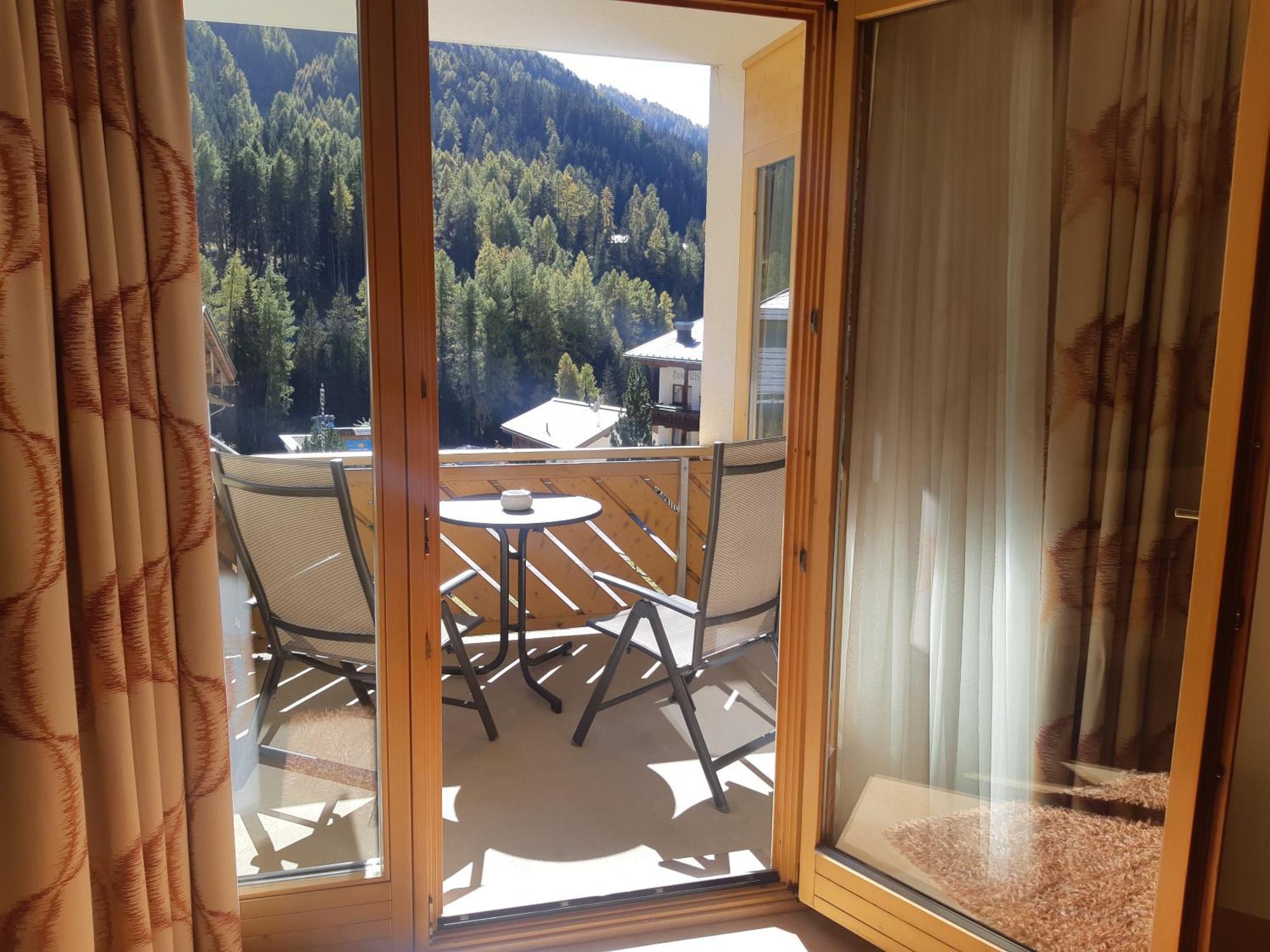 Appartements Garni Alpin Live Samnaun Chambre photo
