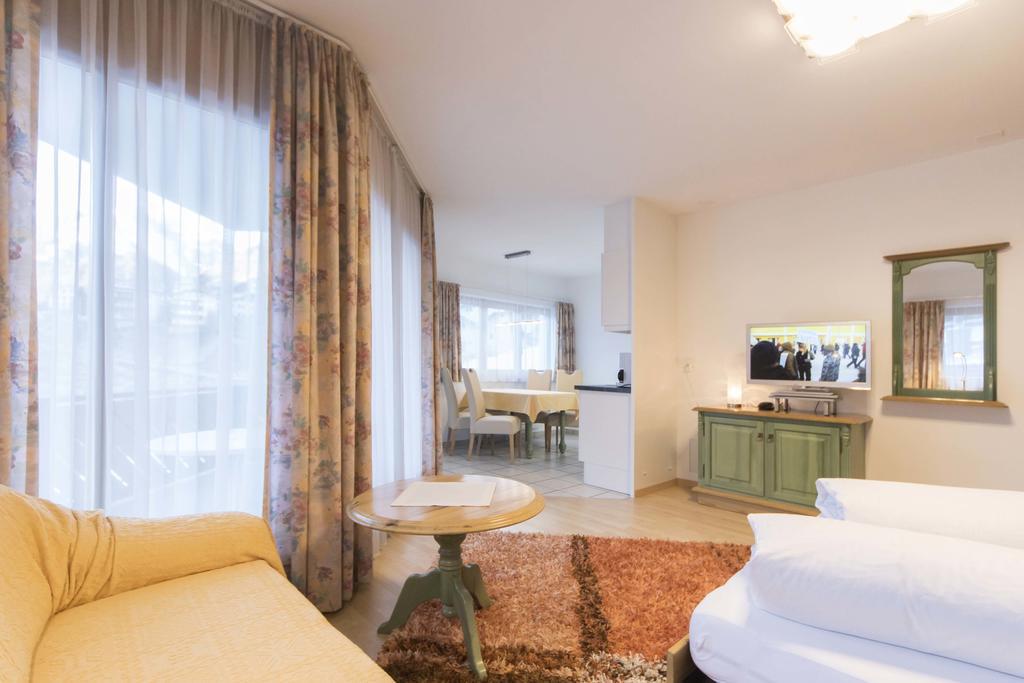 Appartements Garni Alpin Live Samnaun Extérieur photo