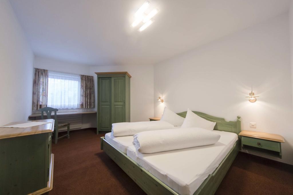 Appartements Garni Alpin Live Samnaun Extérieur photo