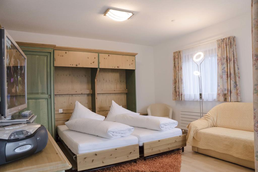 Appartements Garni Alpin Live Samnaun Extérieur photo