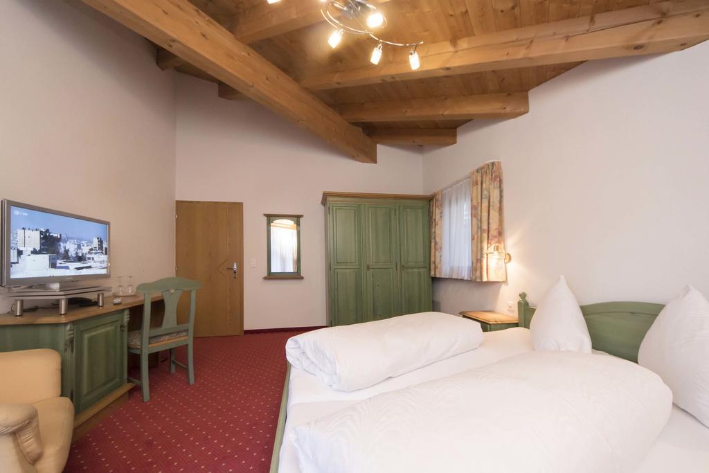 Appartements Garni Alpin Live Samnaun Extérieur photo