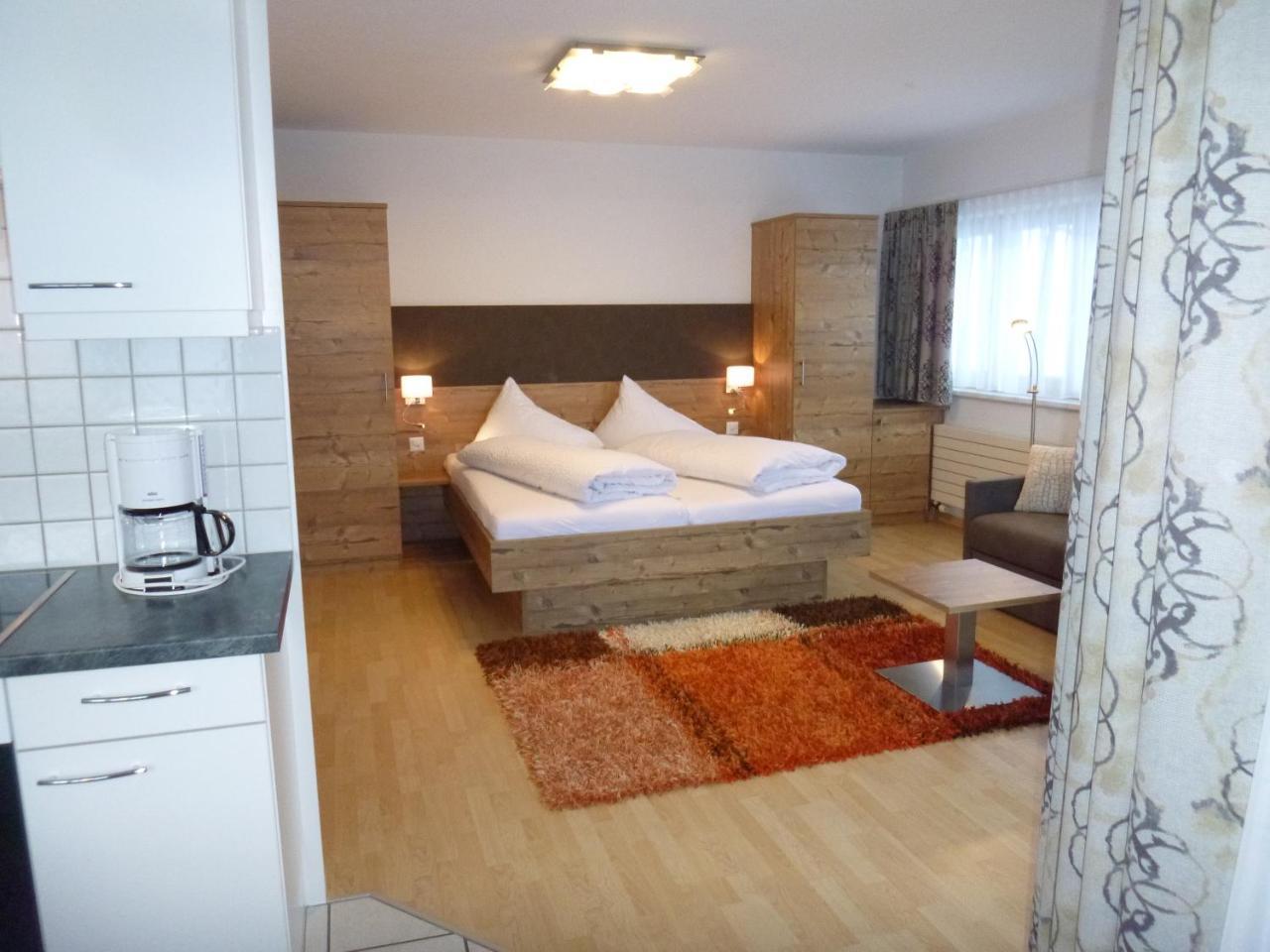 Appartements Garni Alpin Live Samnaun Extérieur photo